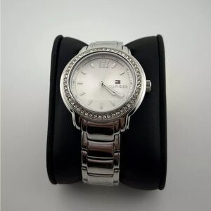 TOMMY HILFIGER Silver Dial Stainlerss Steel Ladies Watch Item No. 1781469 #45